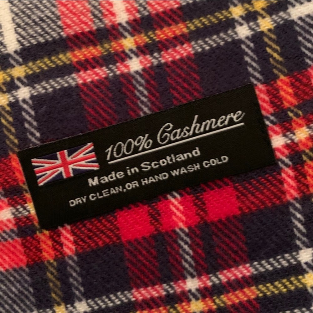 100% Cashmere Red Blue Plaid Scarf - Picture 2 of 7